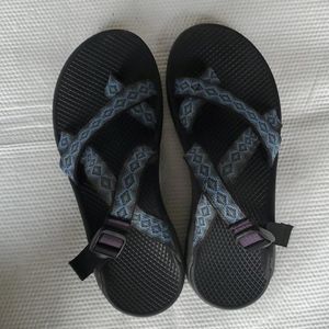 Used women chaco sandals